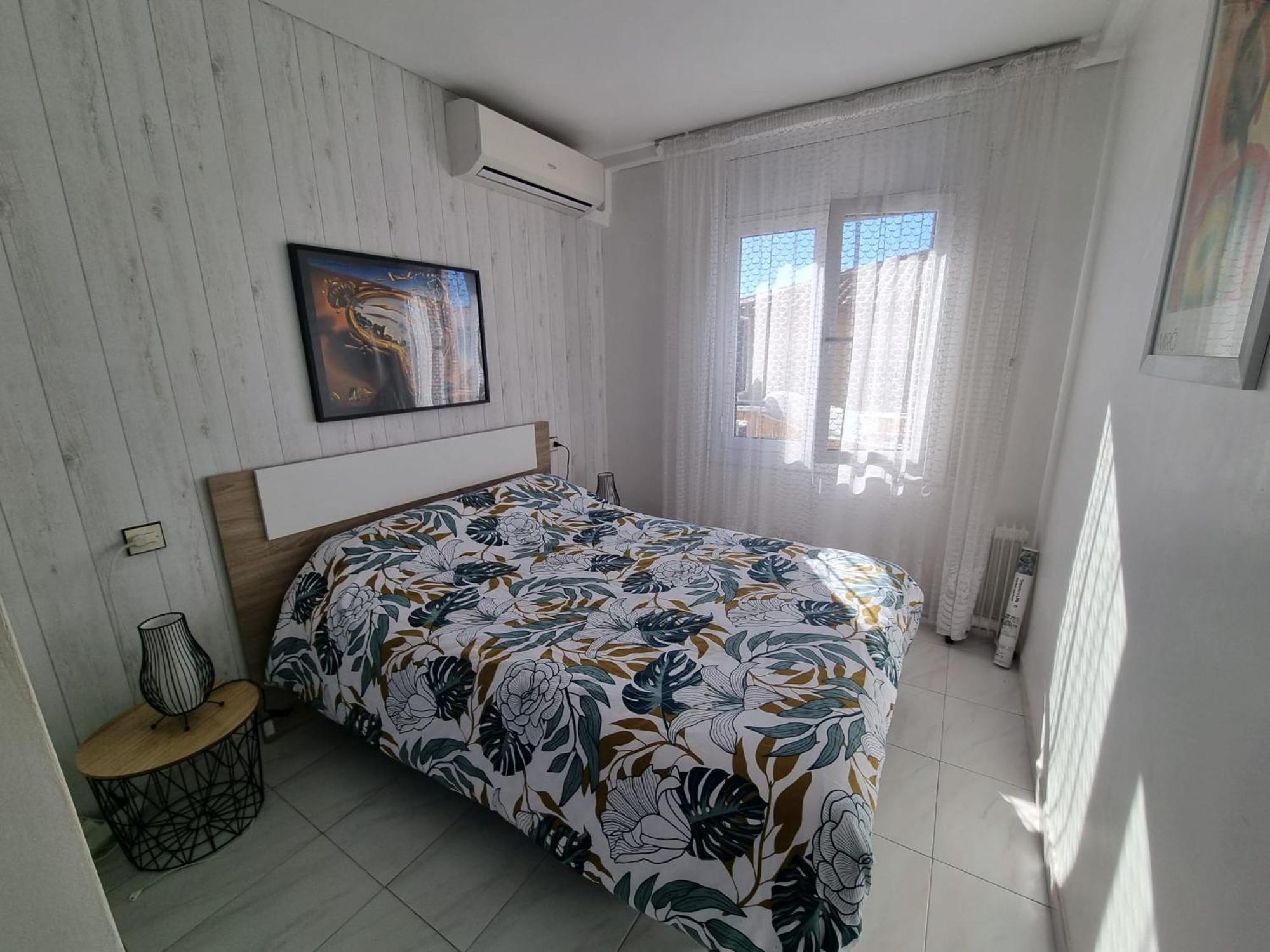 Lovely One Bedroom With Balcony Roses Buitenkant foto